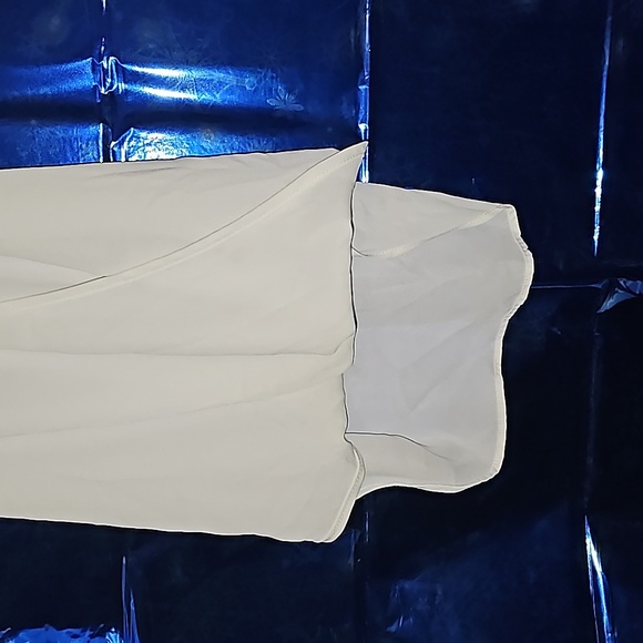 Lily White White Semi-Sheer Faux Wrap around Sleeveless Blouse Size S VGUC - Picture 6 of 7